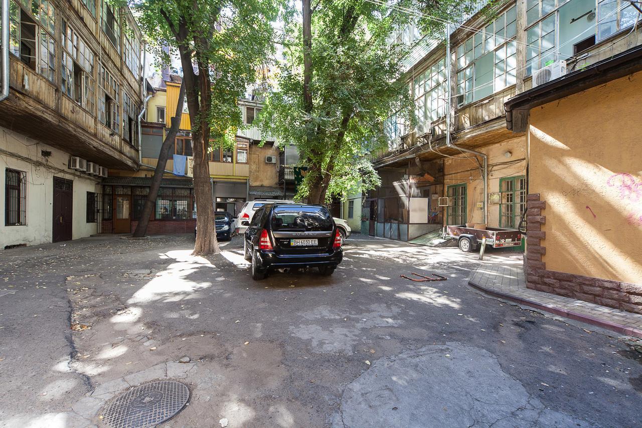 New Vip Aparts Deribasovskaia Odessa Eksteriør bilde